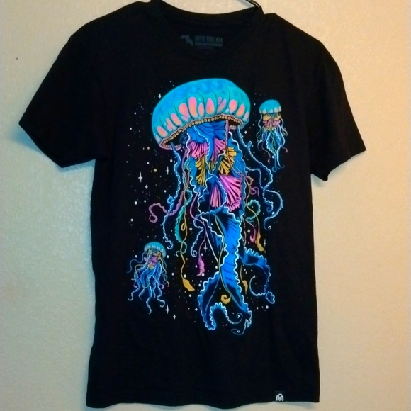 Jellyfish Tee - Picture 1 of 5